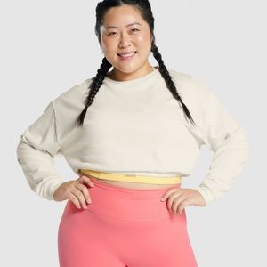 Whitney cropped pullover